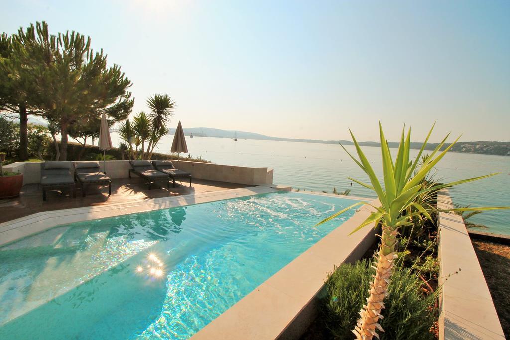 Apartments Marer Trogir Bagian luar foto
