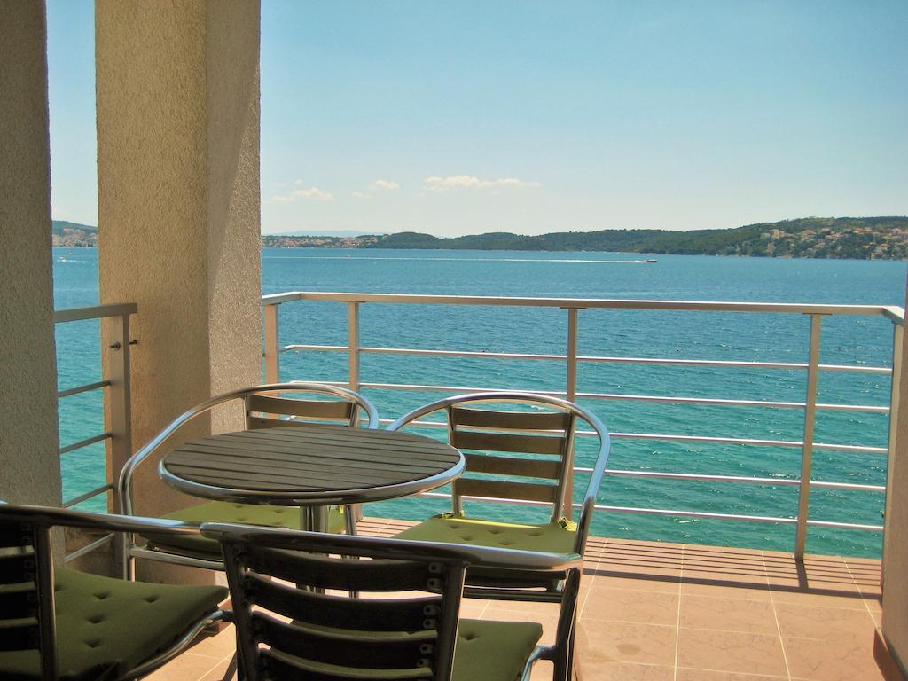 Apartments Marer Trogir Ruang foto