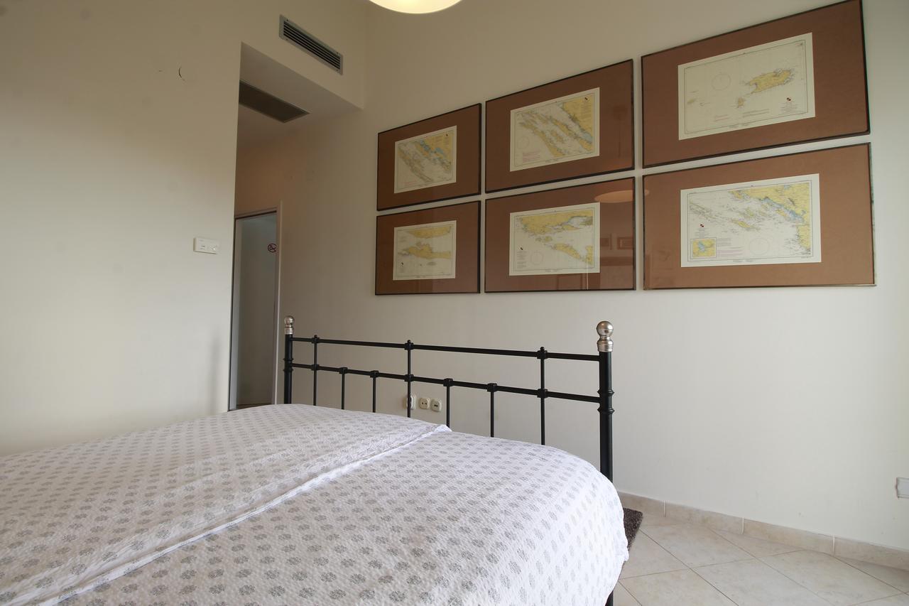 Apartments Marer Trogir Bagian luar foto
