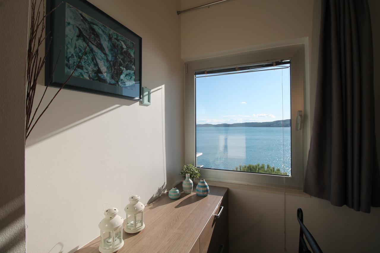 Apartments Marer Trogir Bagian luar foto